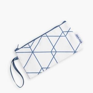 Norwex Blue and White Geometric Pouch